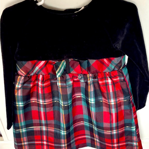 Holiday dress - Picture 1 of 3